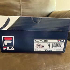 Women’s - Fila Ray Tracer athletic shoes